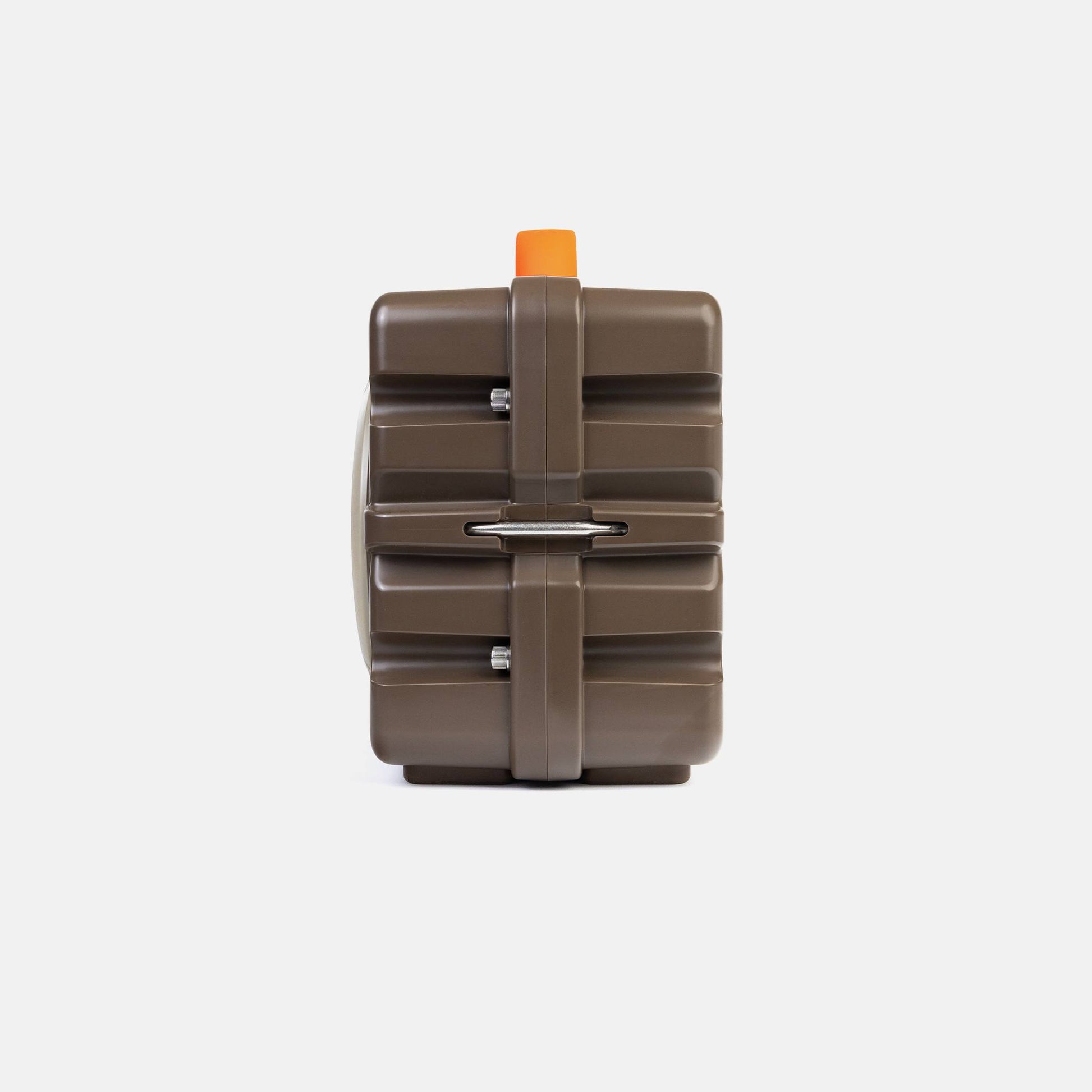 Delta Original speaker side view #speaker-color_delta